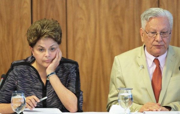 Reunião ordinária do Fórum Brasileiro de Mudanças Climáticas com Dilma e Pinguelli em abril de 2012. Crédito: DIDA SAMPAIO/ESTADÃO