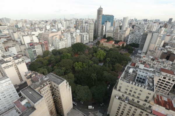 Praça da República é um dos poucos remanescentes no centro da cidade. Trata-se de um bosque heterogêneo. Daniel Teixeira/Estadão