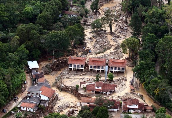 A cidade de Teresópolis foi uma das mais afetadas pelas fortes chuvas que atingiram a região serrana do Rio, matando mais de 900 pessoas. Crédito: Fabio Motta / Estadão
