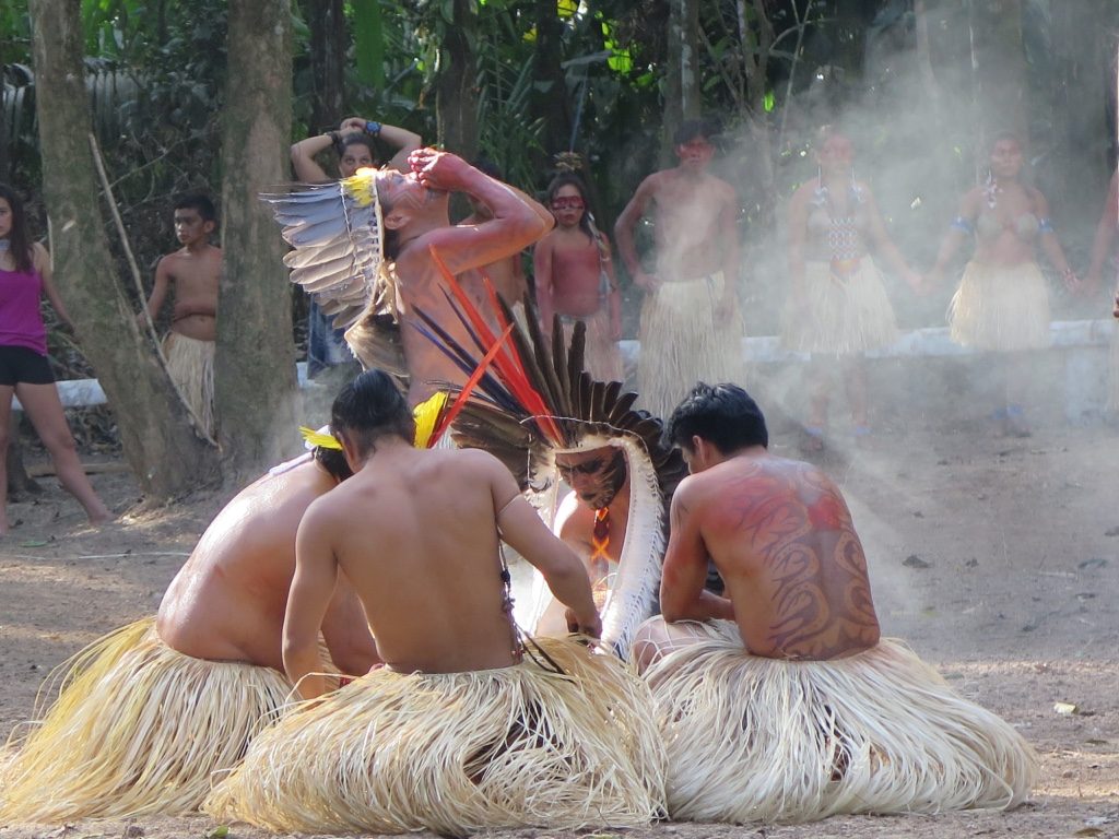 Índios Yawanawa, na aldeia Mutum, do rio Gregório (foto meramente ilustrativa)