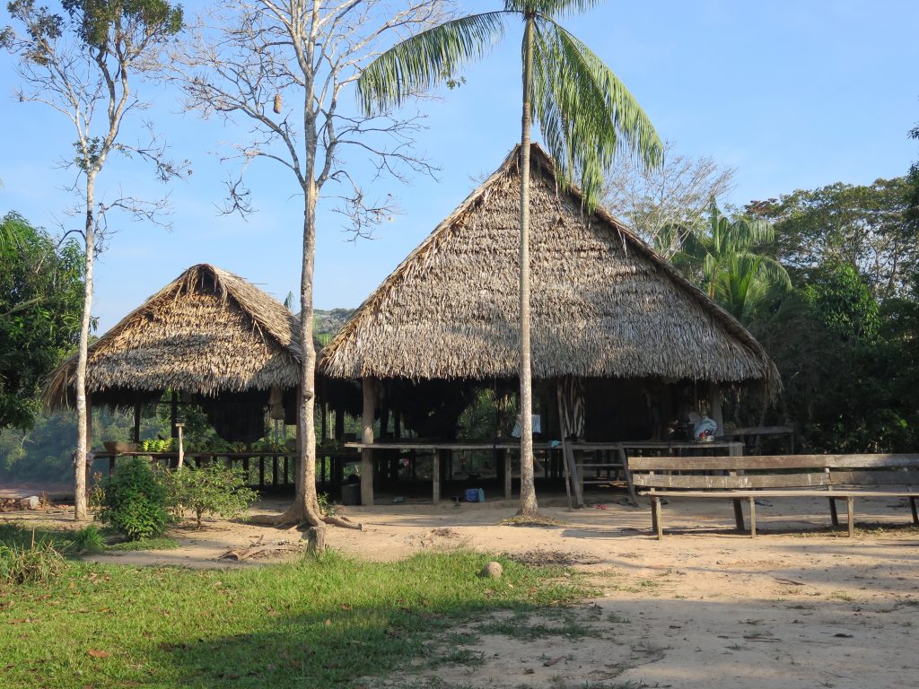 Casa típica dos índios da etnia Ashaninka